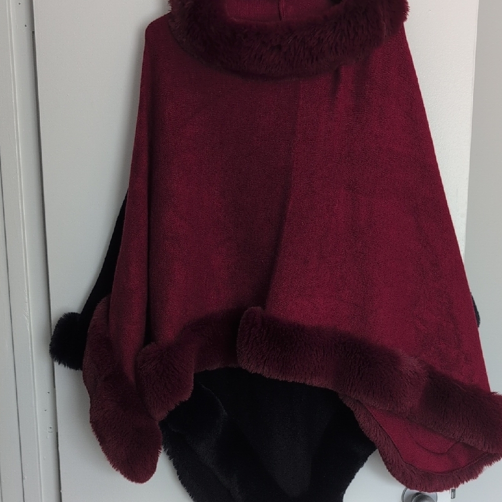 Red and Black Shrug Sweater with Flowing Design